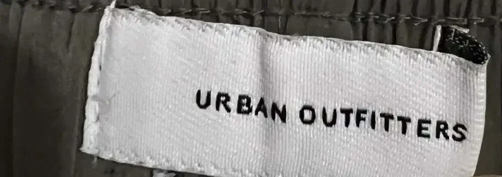 Urban Outfitters parachute pants /joggers fully mesh lined reflective Men’s Lg